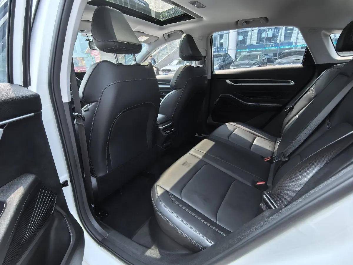 2026 Geely Emgrand 1.5L 120HP L4 CVT,autocango,china used car exporter,china ev exporter,chinese used car exporter,chinese used ev exporter