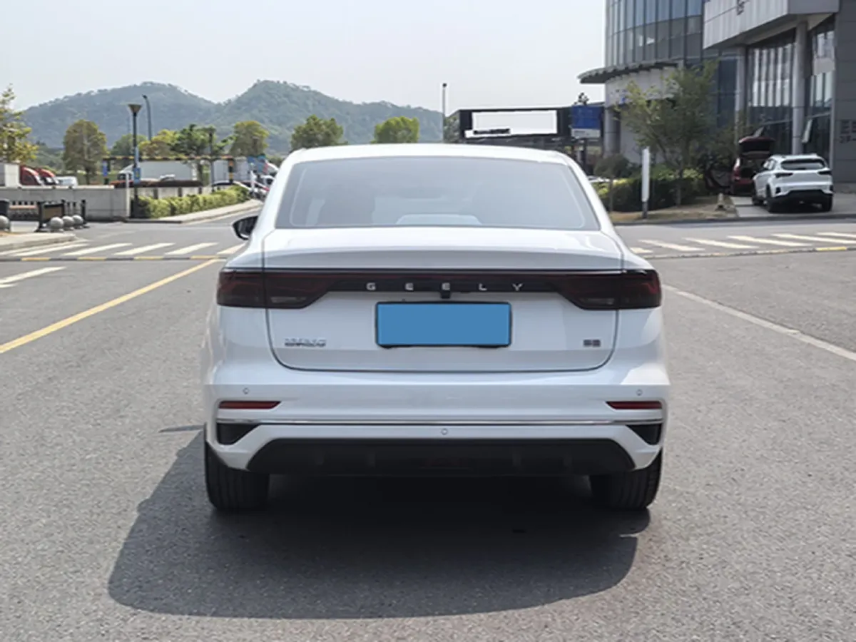 2026 Geely Emgrand 1.5L 120HP L4 CVT,autocango,china used car exporter,china ev exporter,chinese used car exporter,chinese used ev exporter