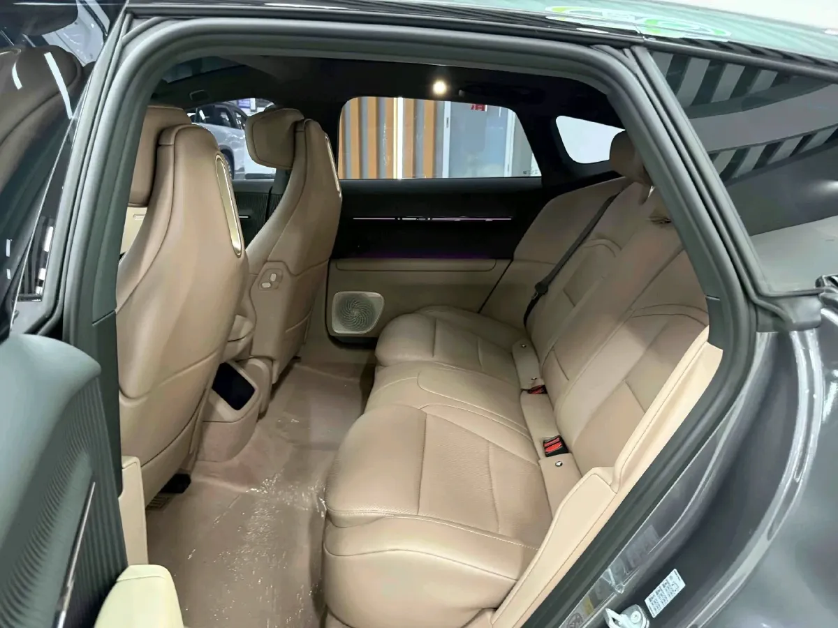 2026 Avatr 12 BEV,autocango,china used car exporter,china ev exporter,chinese used car exporter,chinese used ev exporter