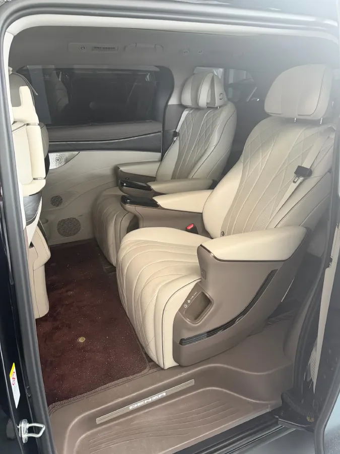 2024 Denza D9 1.5T 139HP L4 E-CVT PHEV 40KWH,autocango,china used car exporter,china ev exporter,chinese used car exporter,chinese used ev exporter