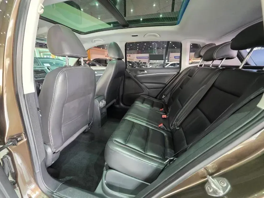 2017 Haval H9 2.0T 190HP L4 8AT,autocango,china used car exporter,china ev exporter,chinese used car exporter,chinese used ev exporter