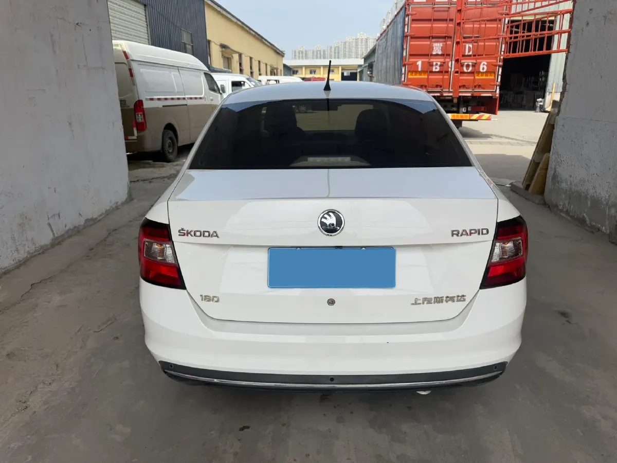 2018 Skoda Rapid 1.6L 110HP L4 6AT,autocango,china used car exporter,china ev exporter,chinese used car exporter,chinese used ev exporter