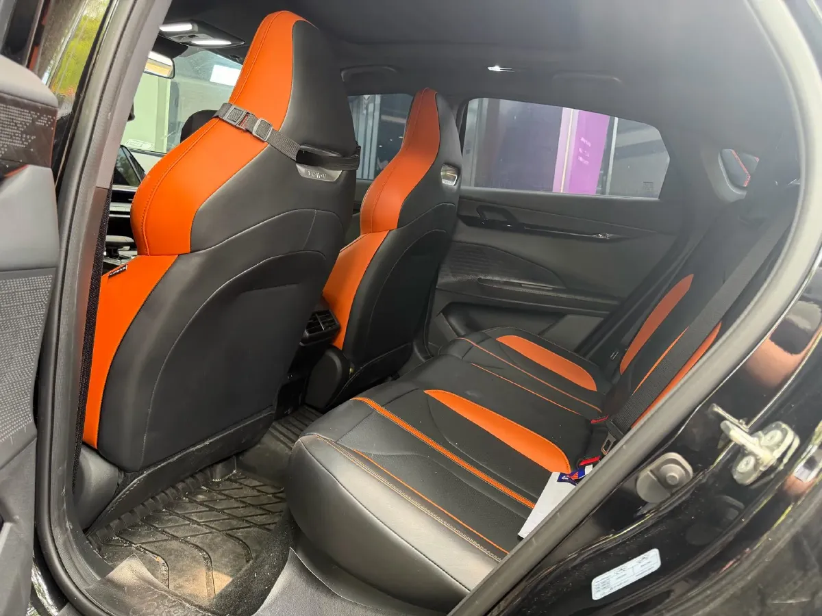 2024 ChangAn UNI-V 1.5T 188HP L4 7DCT,autocango,china used car exporter,china ev exporter,chinese used car exporter,chinese used ev exporter