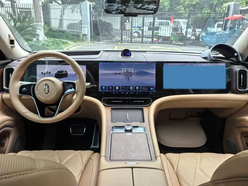 2025 AITO AITO M9 REEV 160HP REEV 52KWH,autocango,china used car exporter,china ev exporter,chinese used car exporter,chinese used ev exporter