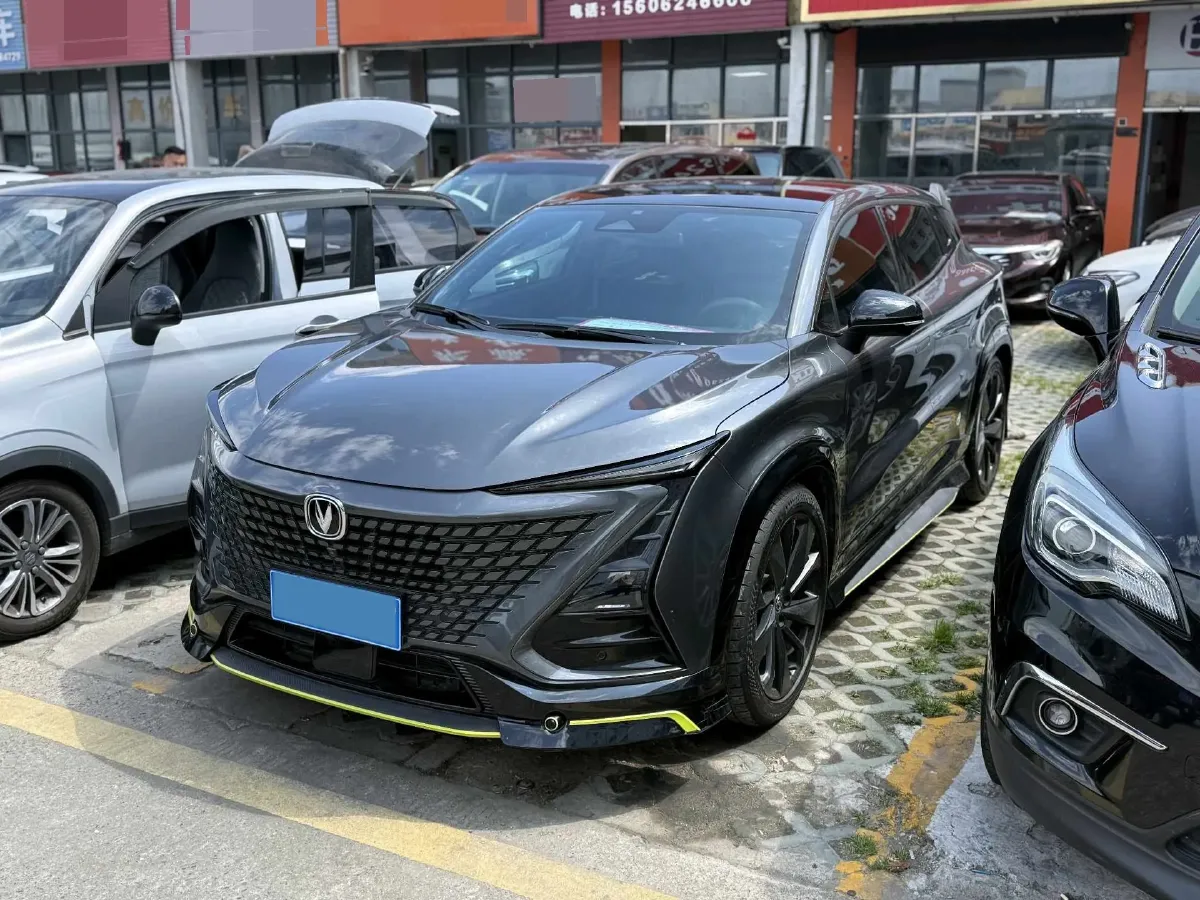 2022 ChangAn UNI-T 2.0T 233HP L4 8AT,autocango,china used car exporter,china ev exporter,chinese used car exporter,chinese used ev exporter