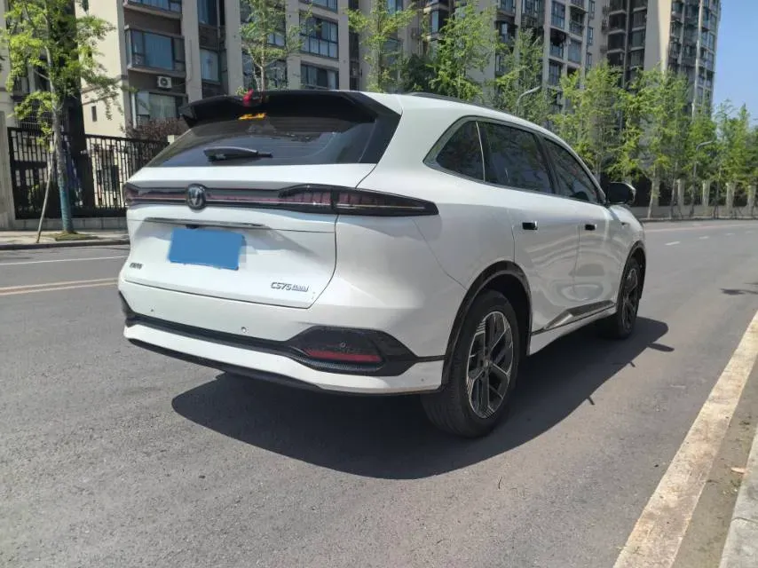 2025 ChangAn CS75 Plus 1.5T 192HP L4 8AT,autocango,china used car exporter,china ev exporter,chinese used car exporter,chinese used ev exporter