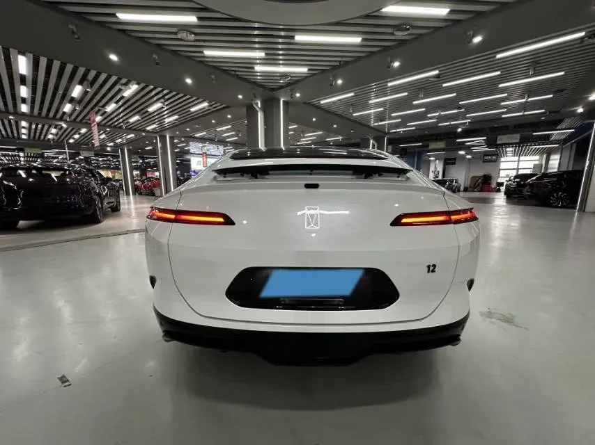 2025 Avatr 12 1.5T 156HP L4 REEV,autocango,china used car exporter,china ev exporter,chinese used car exporter,chinese used ev exporter