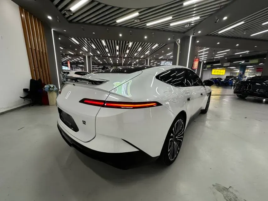 2025 Avatr 12 1.5T 156HP L4 REEV,autocango,china used car exporter,china ev exporter,chinese used car exporter,chinese used ev exporter