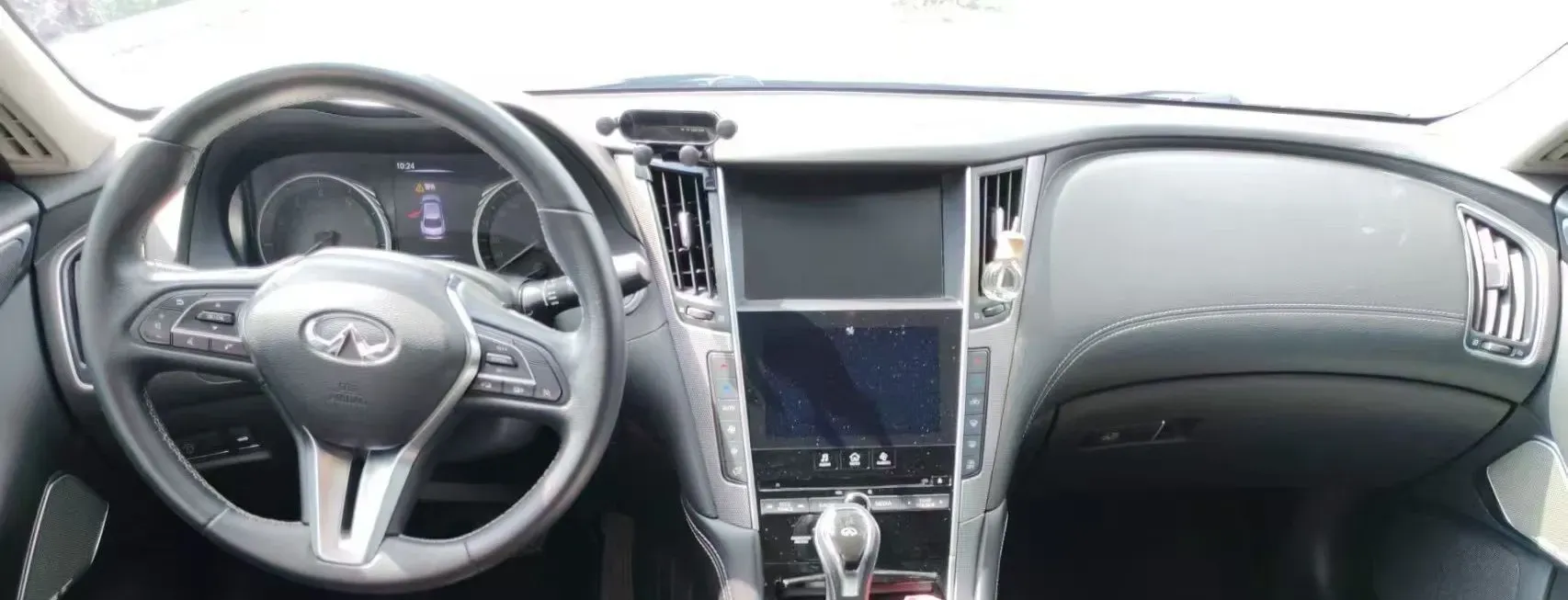 2018 Jeep Grand Commander 2.0T 265HP L4 9AT,autocango,china used car exporter,china ev exporter,chinese used car exporter,chinese used ev exporter