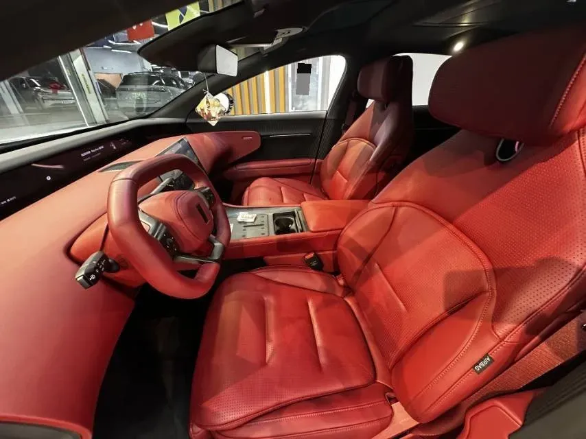 2025 Avatr 12 1.5T 156HP L4 REEV,autocango,china used car exporter,china ev exporter,chinese used car exporter,chinese used ev exporter