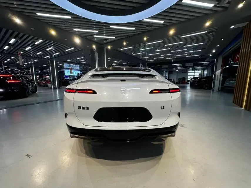 2025 Avatr 12 1.5T 156HP L4 REEV,autocango,china used car exporter,china ev exporter,chinese used car exporter,chinese used ev exporter