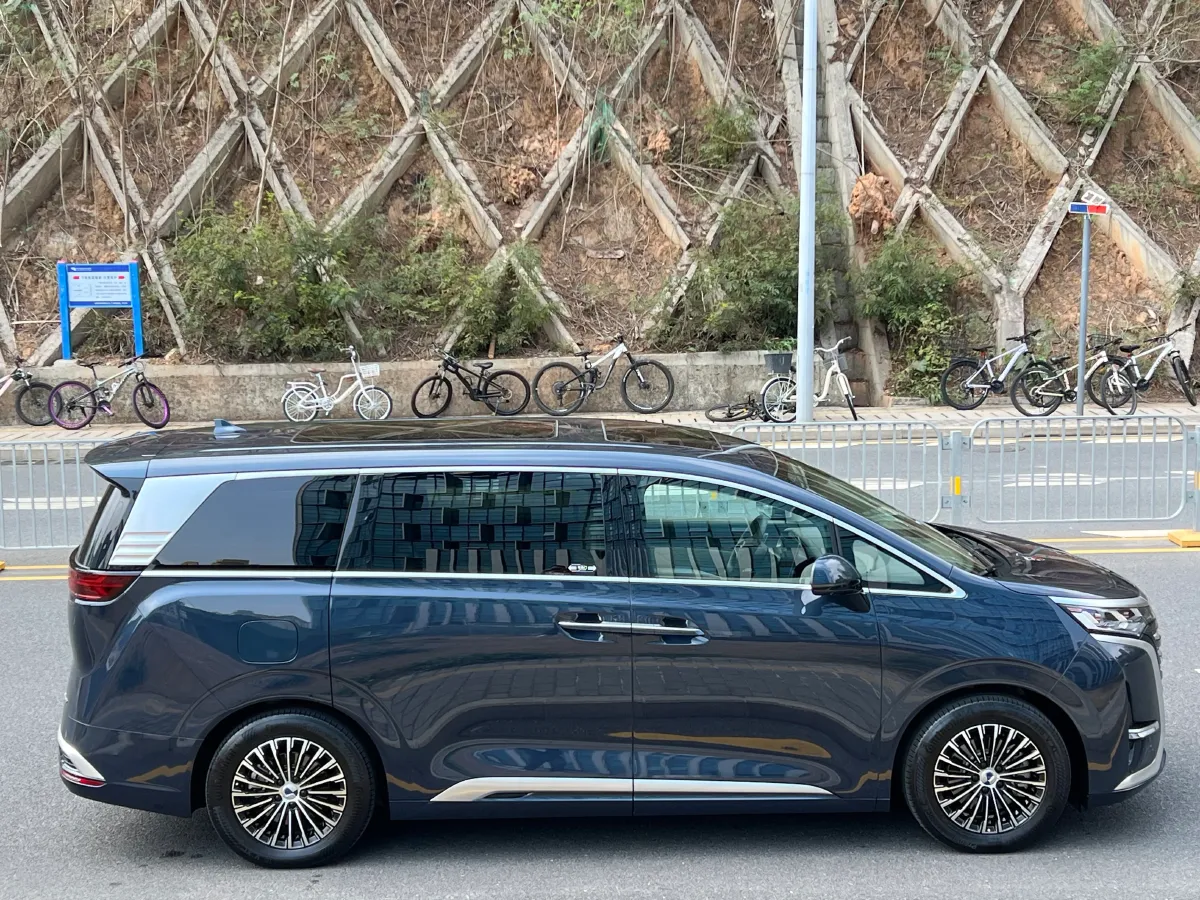 2022 Mercedes-Benz GLC Class 2.0T 197HP L4 9AT,autocango,china used car exporter,china ev exporter,chinese used car exporter,chinese used ev exporter