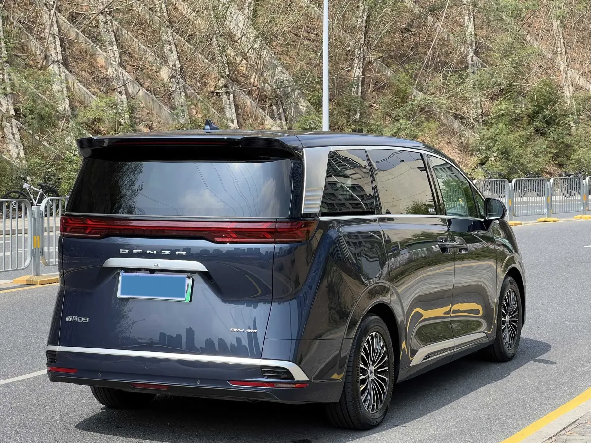 2022 Mercedes-Benz GLC Class 2.0T 197HP L4 9AT,autocango,china used car exporter,china ev exporter,chinese used car exporter,chinese used ev exporter