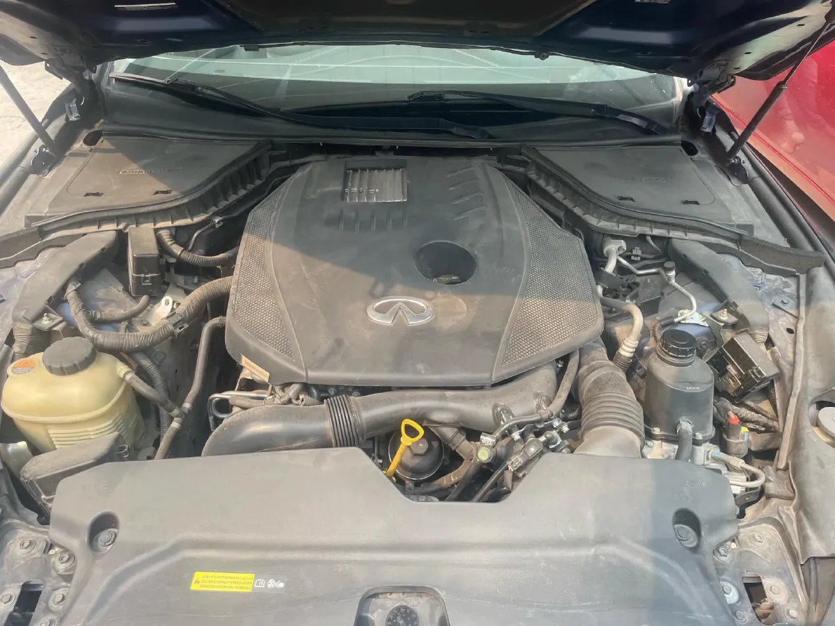 2018 Jeep Grand Commander 2.0T 265HP L4 9AT,autocango,china used car exporter,china ev exporter,chinese used car exporter,chinese used ev exporter