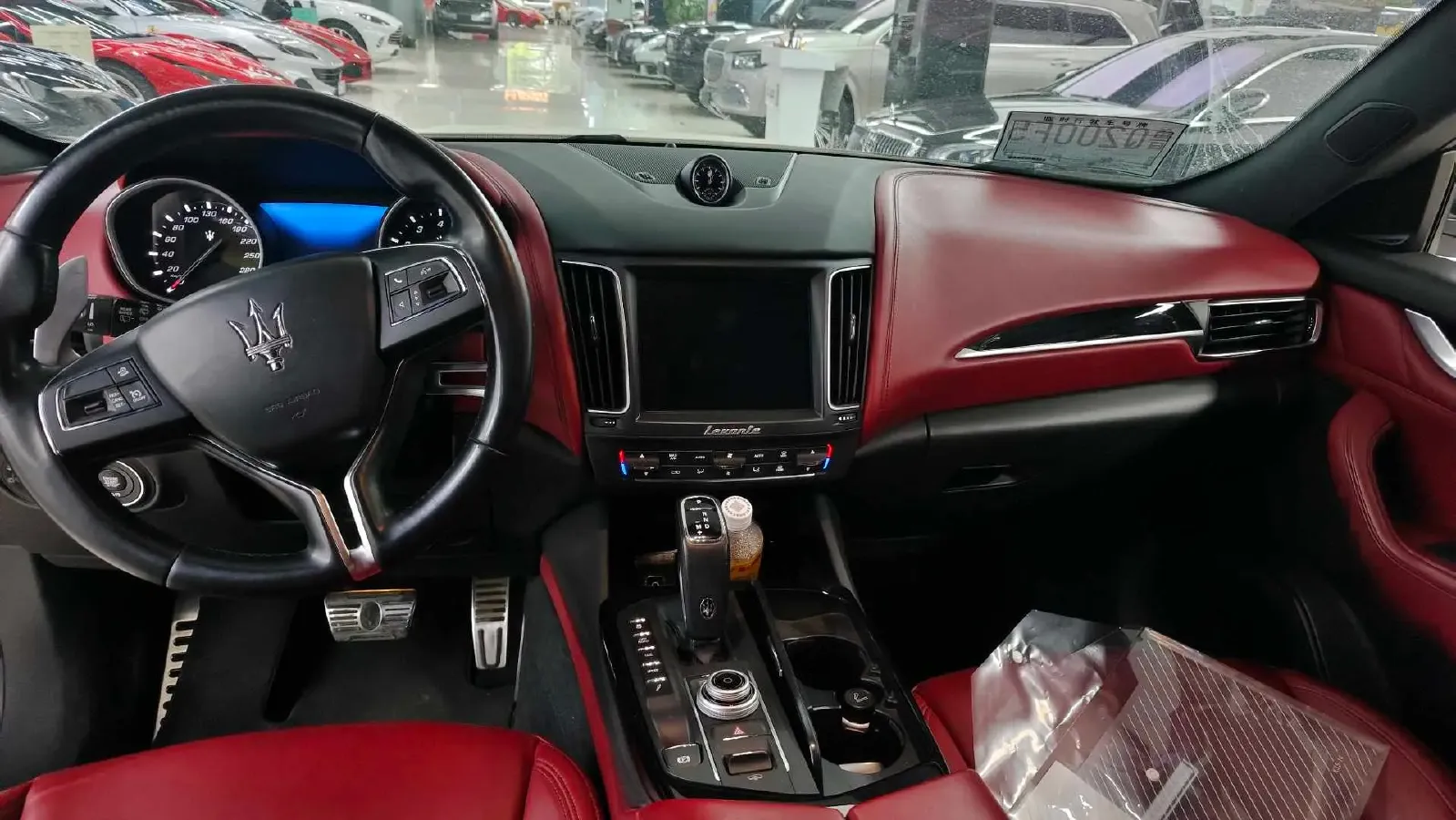 2019 Maserati Levante 3.0T 350HP V6 8AT,autocango,china used car exporter,china ev exporter,chinese used car exporter,chinese used ev exporter