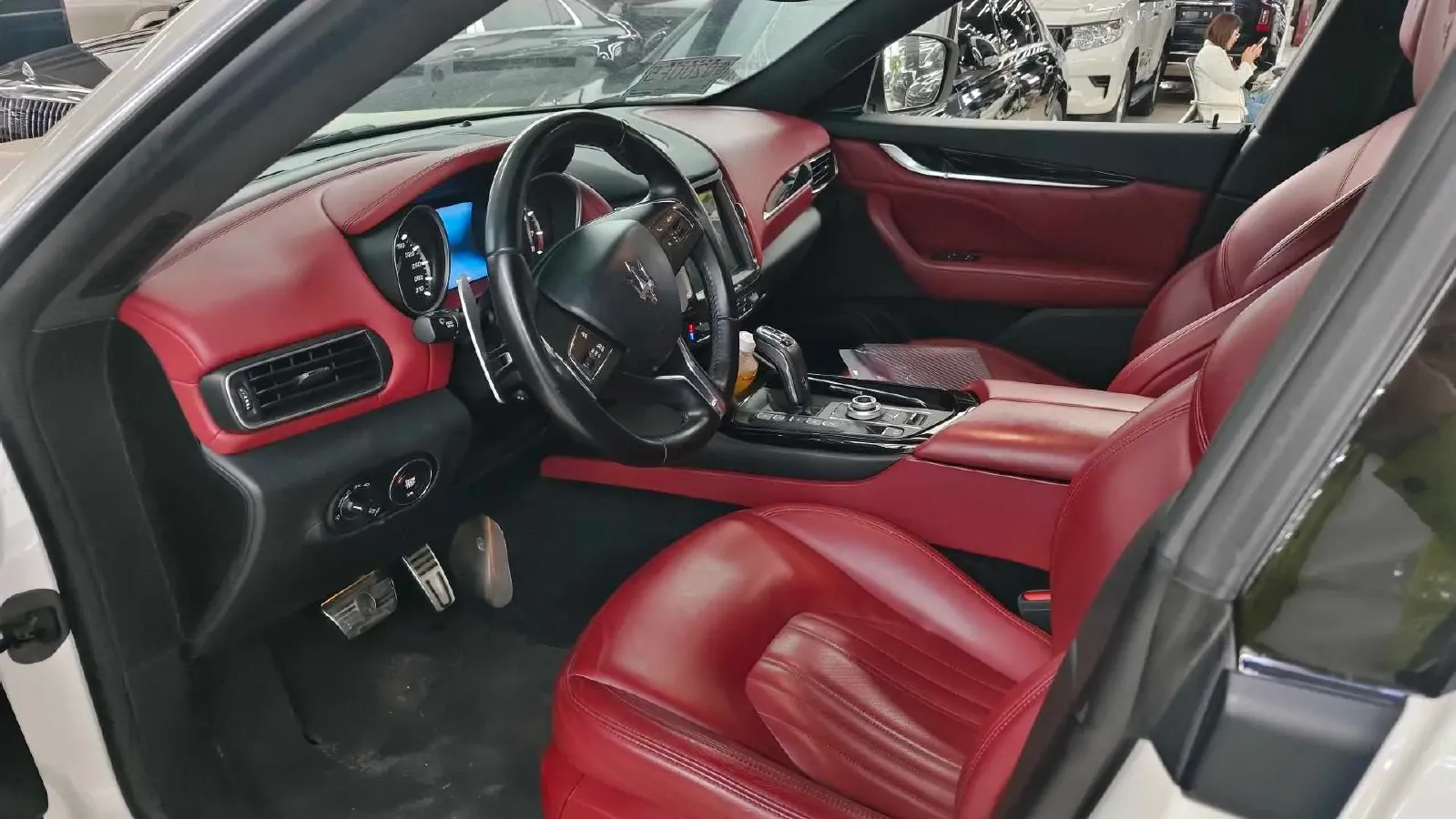 2019 Maserati Levante 3.0T 350HP V6 8AT,autocango,china used car exporter,china ev exporter,chinese used car exporter,chinese used ev exporter