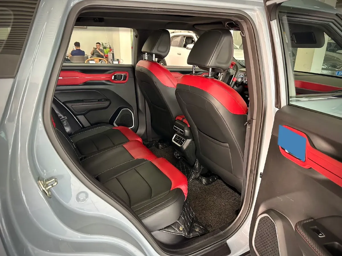 2020 Geely ICON 1.5T 177HP L3 7DCT,autocango,china used car exporter,china ev exporter,chinese used car exporter,chinese used ev exporter