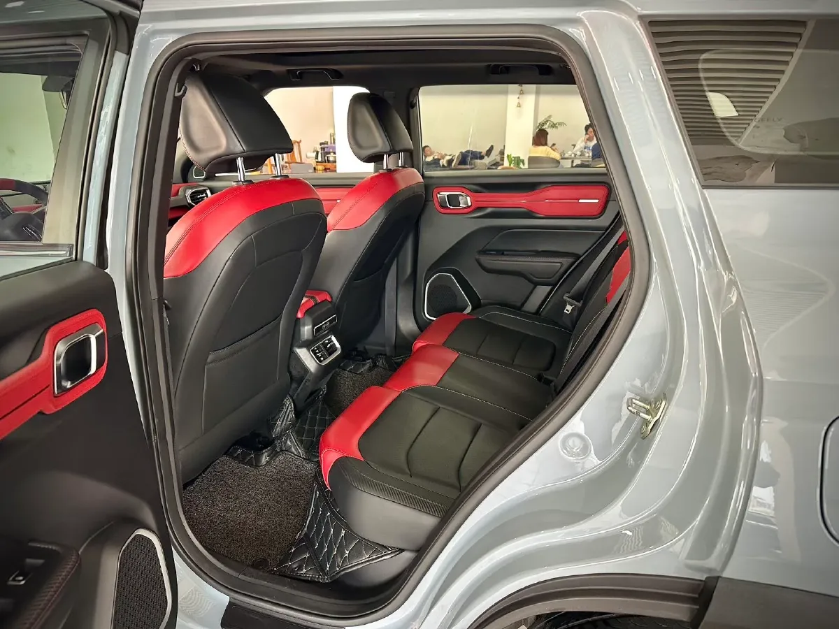 2020 Geely ICON 1.5T 177HP L3 7DCT,autocango,china used car exporter,china ev exporter,chinese used car exporter,chinese used ev exporter