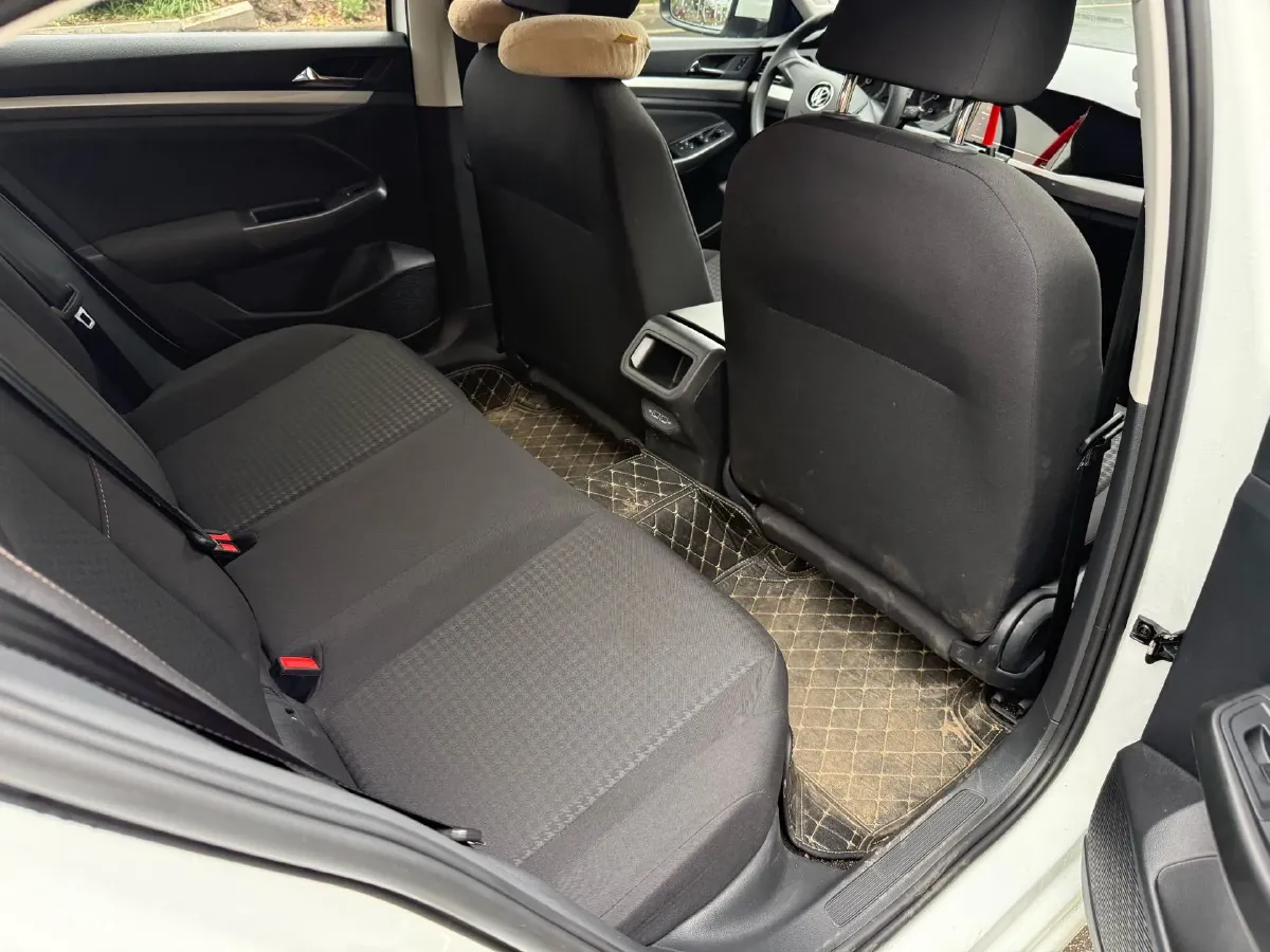 2021 Volkswagen Bora 1.5L 113HP L4 6AT,autocango,china used car exporter,china ev exporter,chinese used car exporter,chinese used ev exporter