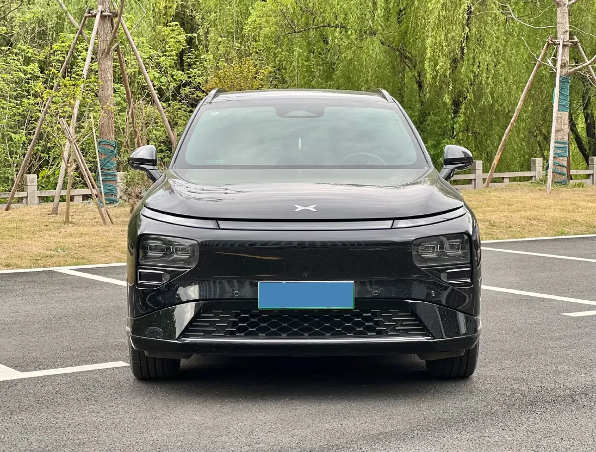 2024 Xpeng G9 BEV 78.2KWH,autocango,china used car exporter,china ev exporter,chinese used car exporter,chinese used ev exporter