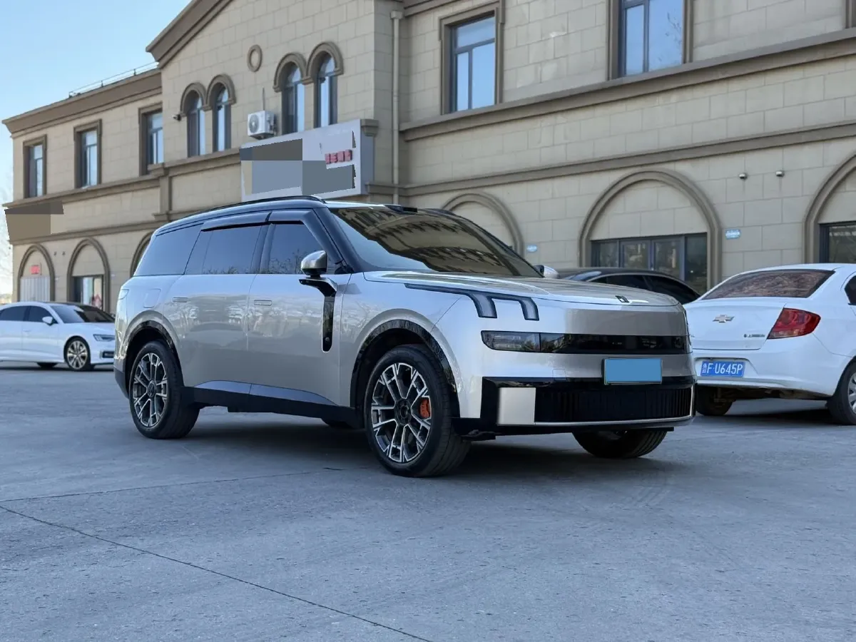 2025 LYNK&CO 900 2.0T 254HP L4 3DHT PHEV,autocango,china used car exporter,china ev exporter,chinese used car exporter,chinese used ev exporter