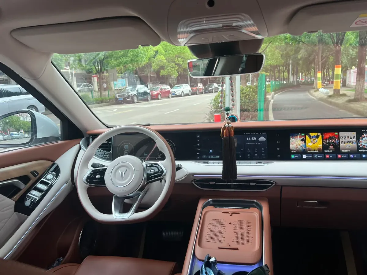 2024 Voyah FREE 1.5T 150HP L4 REEV 39.2KWH,autocango,china used car exporter,china ev exporter,chinese used car exporter,chinese used ev exporter