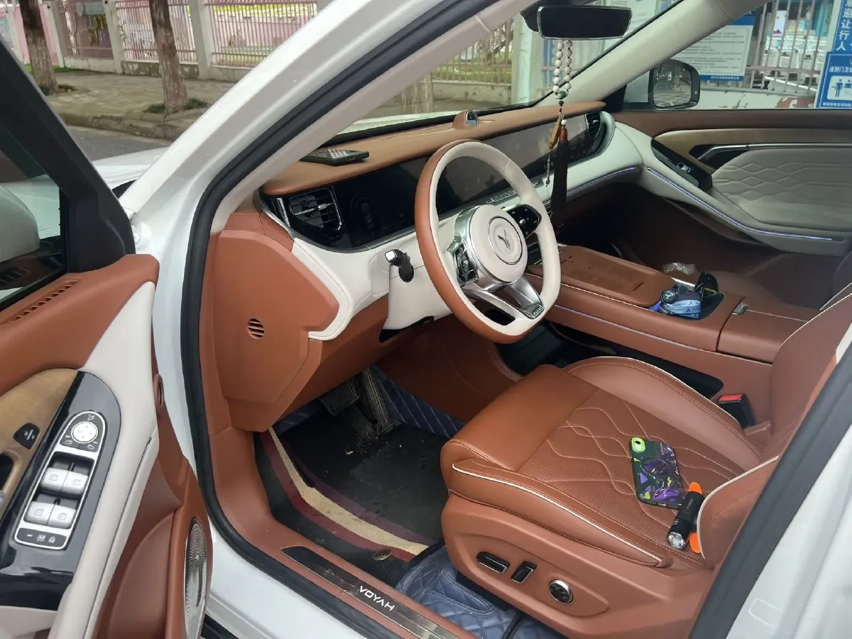 2024 Voyah FREE 1.5T 150HP L4 REEV 39.2KWH,autocango,china used car exporter,china ev exporter,chinese used car exporter,chinese used ev exporter