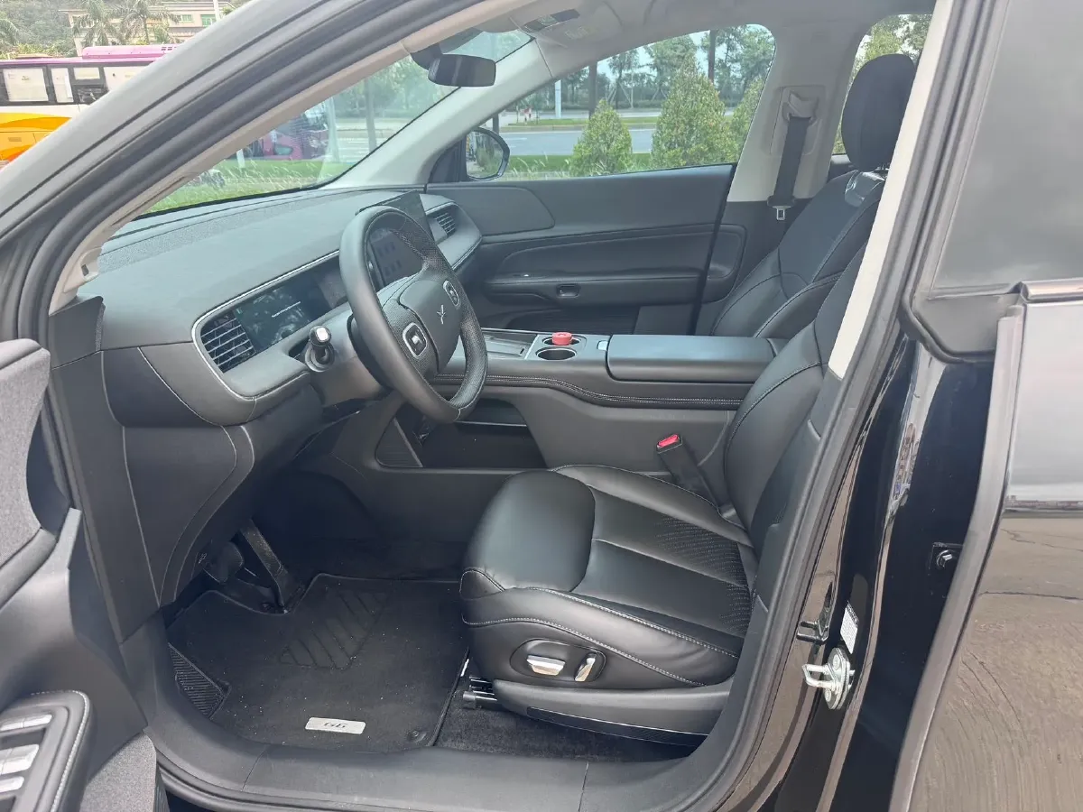 2024 Xpeng G6 BEV 66KWH,autocango,china used car exporter,china ev exporter,chinese used car exporter,chinese used ev exporter