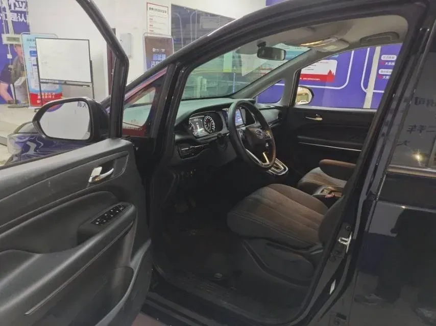 2021 GAC Trumpchi M6 1.5T 169HP L4 7DCT,autocango,china used car exporter,china ev exporter,chinese used car exporter,chinese used ev exporter