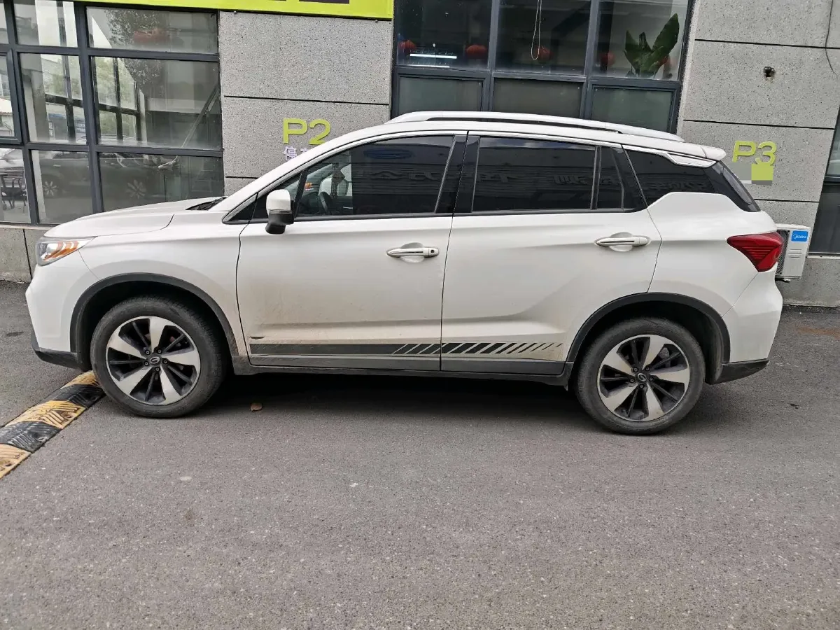 2018 GAC Trumpchi GS4 1.5T 152HP L4 6MT,autocango,china used car exporter,china ev exporter,chinese used car exporter,chinese used ev exporter