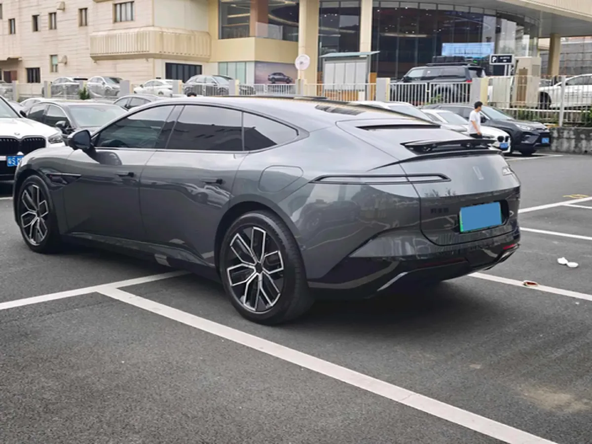 2025 Avatr 12 BEV 94.53KWH,autocango,china used car exporter,china ev exporter,chinese used car exporter,chinese used ev exporter