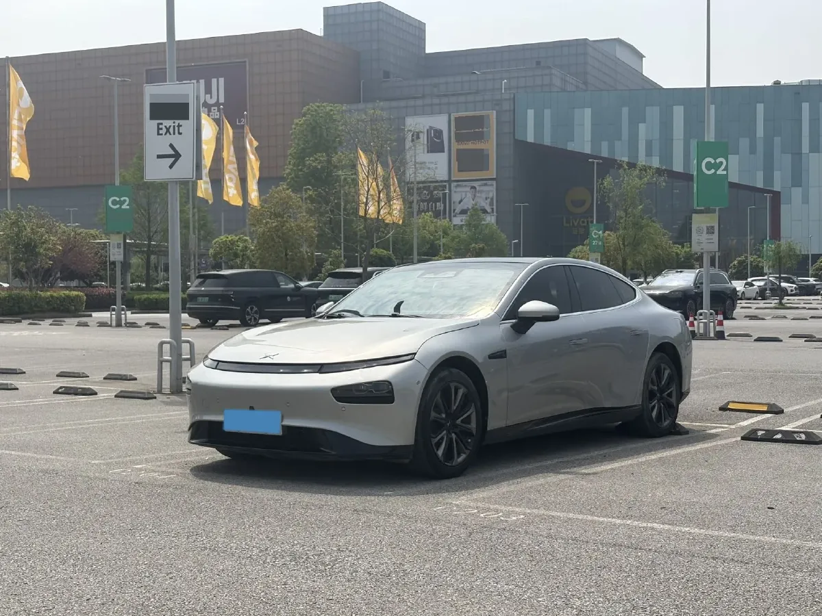 2020 DS 7 1.6T 215HP L4 8AT,autocango,china used car exporter,china ev exporter,chinese used car exporter,chinese used ev exporter