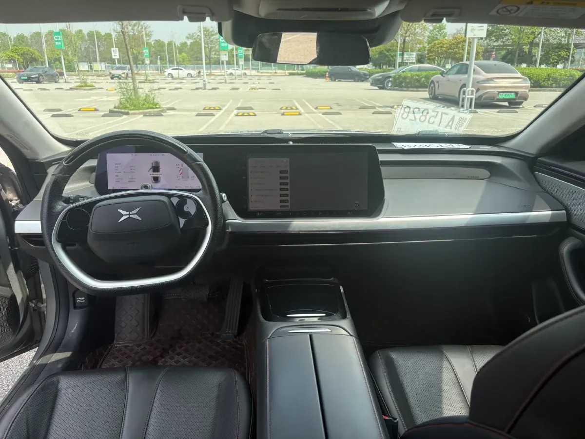 2020 DS 7 1.6T 215HP L4 8AT,autocango,china used car exporter,china ev exporter,chinese used car exporter,chinese used ev exporter