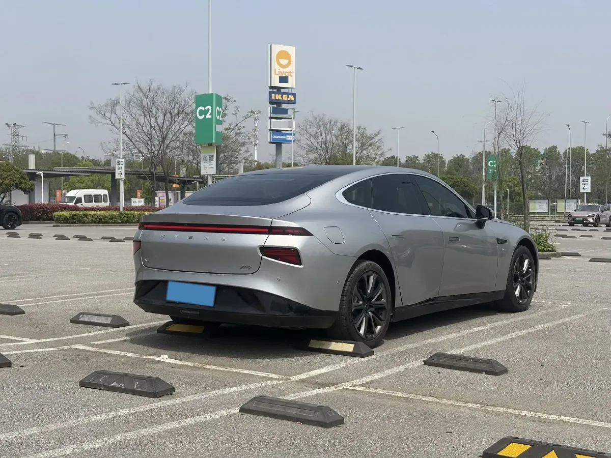 2020 DS 7 1.6T 215HP L4 8AT,autocango,china used car exporter,china ev exporter,chinese used car exporter,chinese used ev exporter
