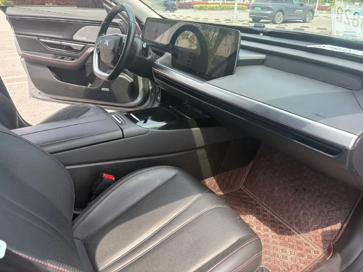 2020 DS 7 1.6T 215HP L4 8AT,autocango,china used car exporter,china ev exporter,chinese used car exporter,chinese used ev exporter