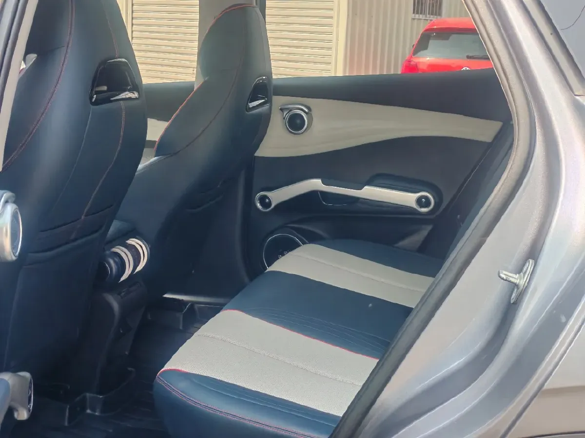 2022 Roewe RX5 MAX 1.5T 181HP L4 6AT,autocango,china used car exporter,china ev exporter,chinese used car exporter,chinese used ev exporter