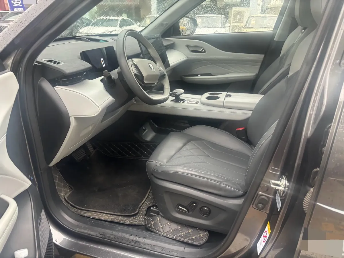 2024 ChangAn UNI-Z 1.5L 98HP L4 E-CVT PHEV 18.4KWH,autocango,china used car exporter,china ev exporter,chinese used car exporter,chinese used ev exporter