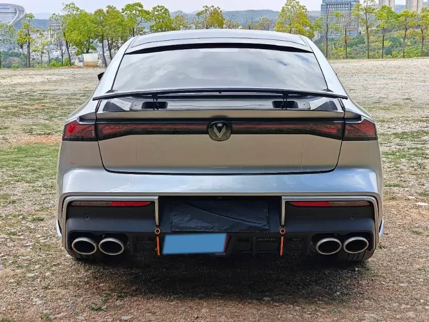 2022 ChangAn UNI-V 1.5T 188HP L4 7DCT,autocango,china used car exporter,china ev exporter,chinese used car exporter,chinese used ev exporter