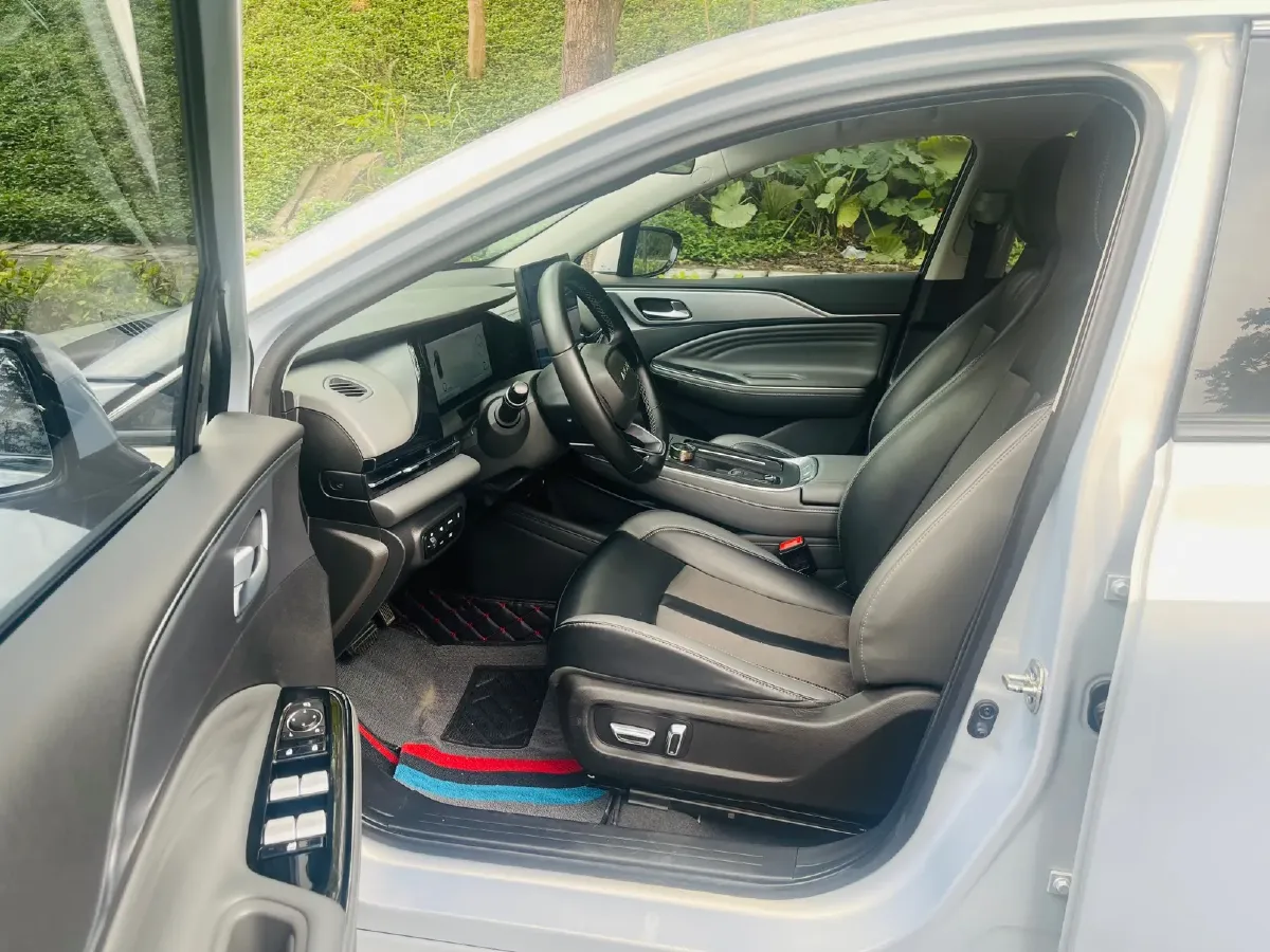 2022 LYNK&CO 02 2.0T 190HP L4 7DCT,autocango,china used car exporter,china ev exporter,chinese used car exporter,chinese used ev exporter