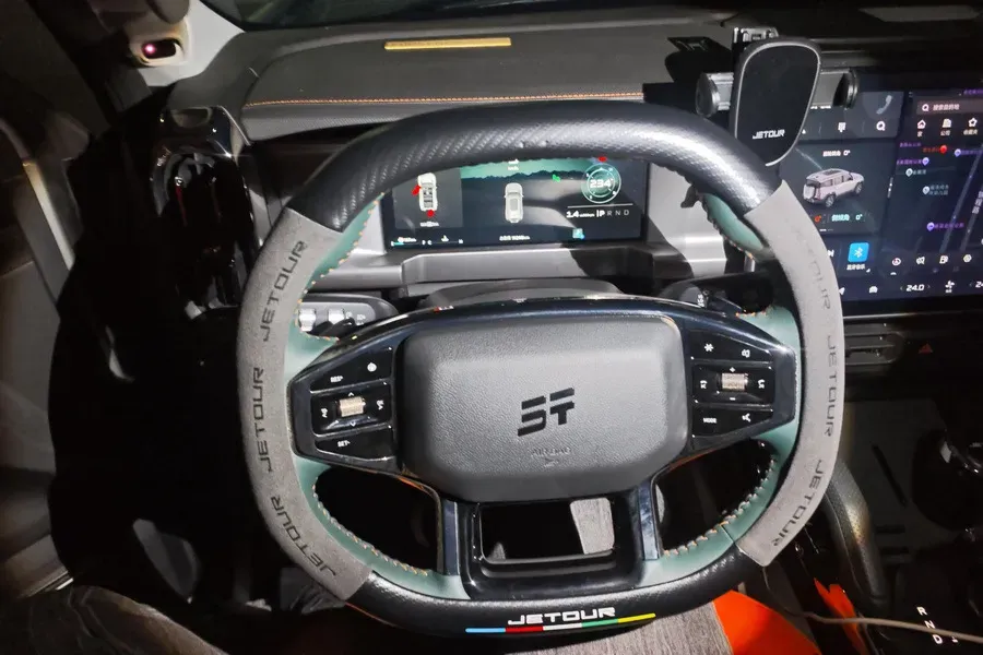 2023 Jetour Traveller 1.5T 184HP L4 7DCT,autocango,china used car exporter,china ev exporter,chinese used car exporter,chinese used ev exporter