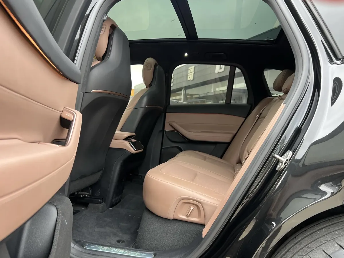 2024 NIO ES6 BEV 75KWH,autocango,china used car exporter,china ev exporter,chinese used car exporter,chinese used ev exporter