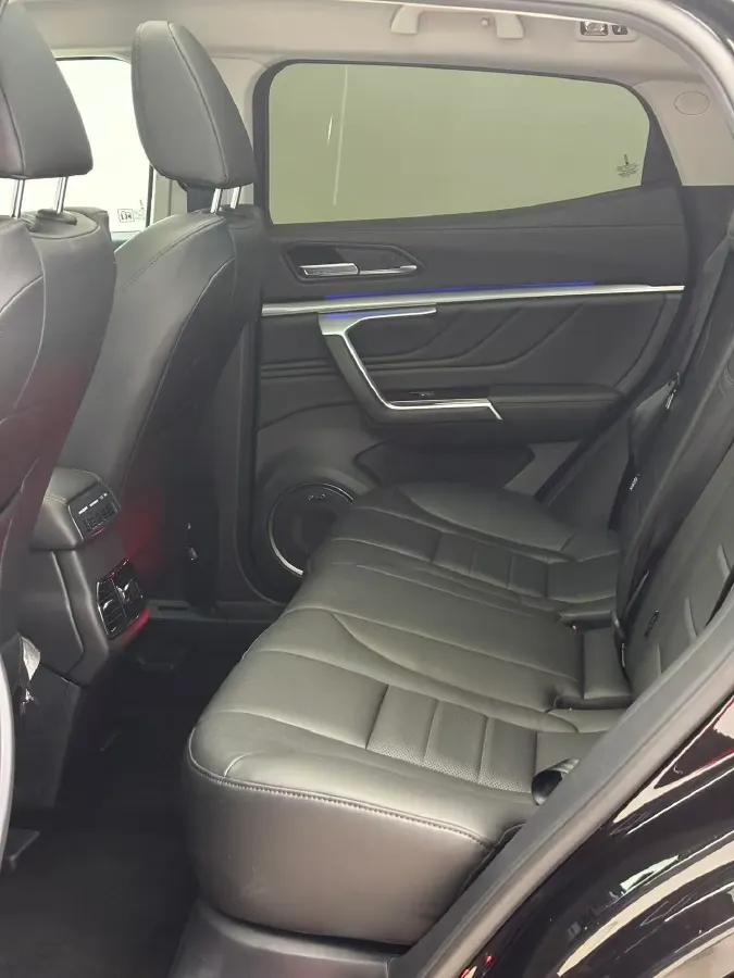 2017 WEY VV5 2.0T 197HP L4 7DCT,autocango,china used car exporter,china ev exporter,chinese used car exporter,chinese used ev exporter