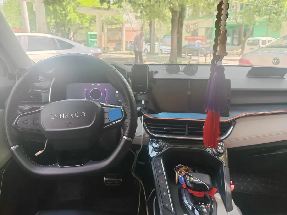 2020 LYNK&CO 06 1.5T 177HP L3 7DCT,autocango,china used car exporter,china ev exporter,chinese used car exporter,chinese used ev exporter