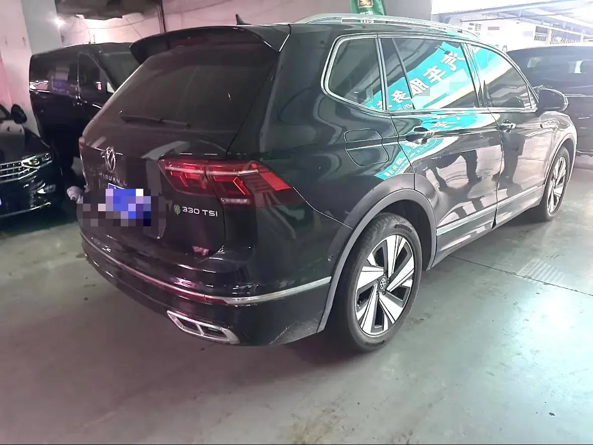2023 Volkswagen Tiguan L 2.0T 186HP L4 7DCT,autocango,china used car exporter,china ev exporter,chinese used car exporter,chinese used ev exporter