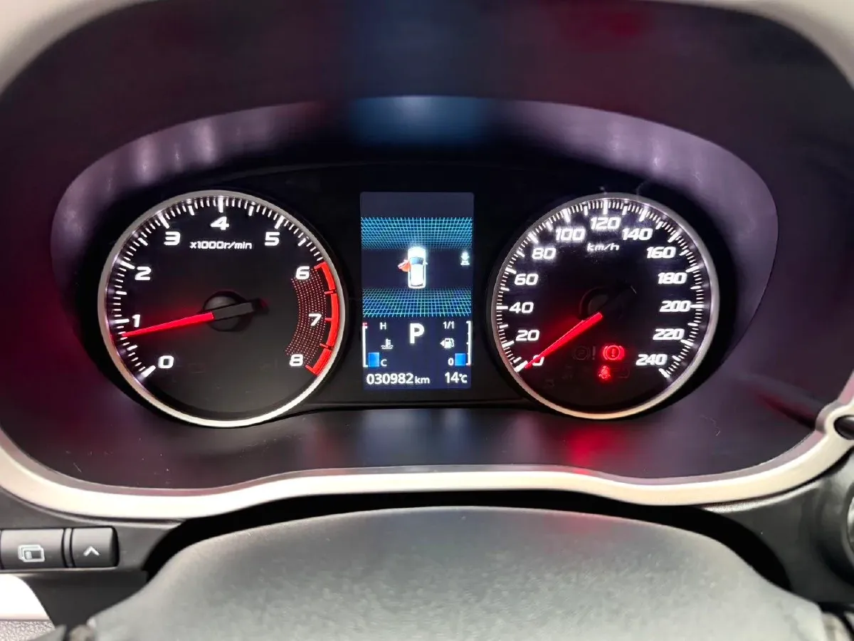 2021 Mitsubishi Eclipse Cross 1.5T 170HP L4 CVT,autocango,china used car exporter,china ev exporter,chinese used car exporter,chinese used ev exporter