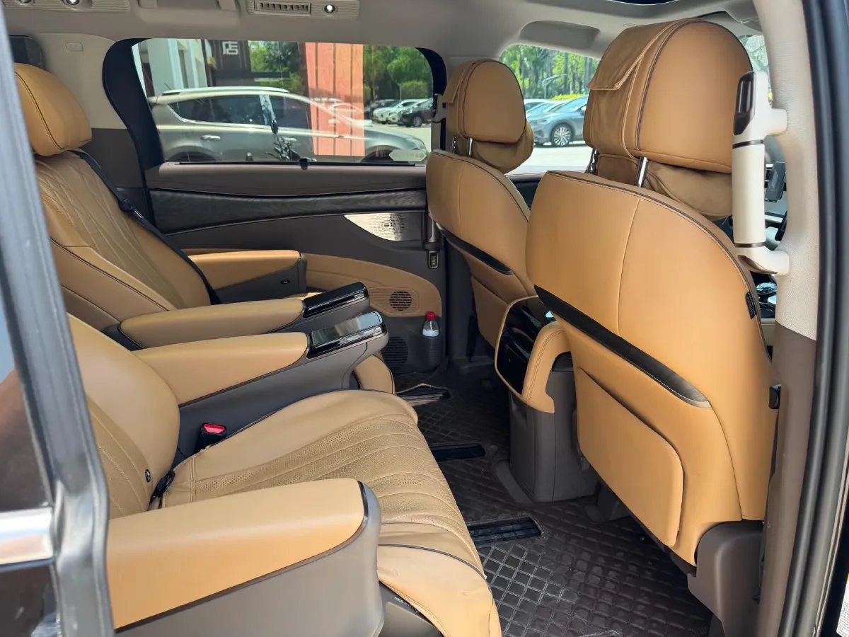 2022 HongQi HS7 3.0T 337HP V6 8AT,autocango,china used car exporter,china ev exporter,chinese used car exporter,chinese used ev exporter