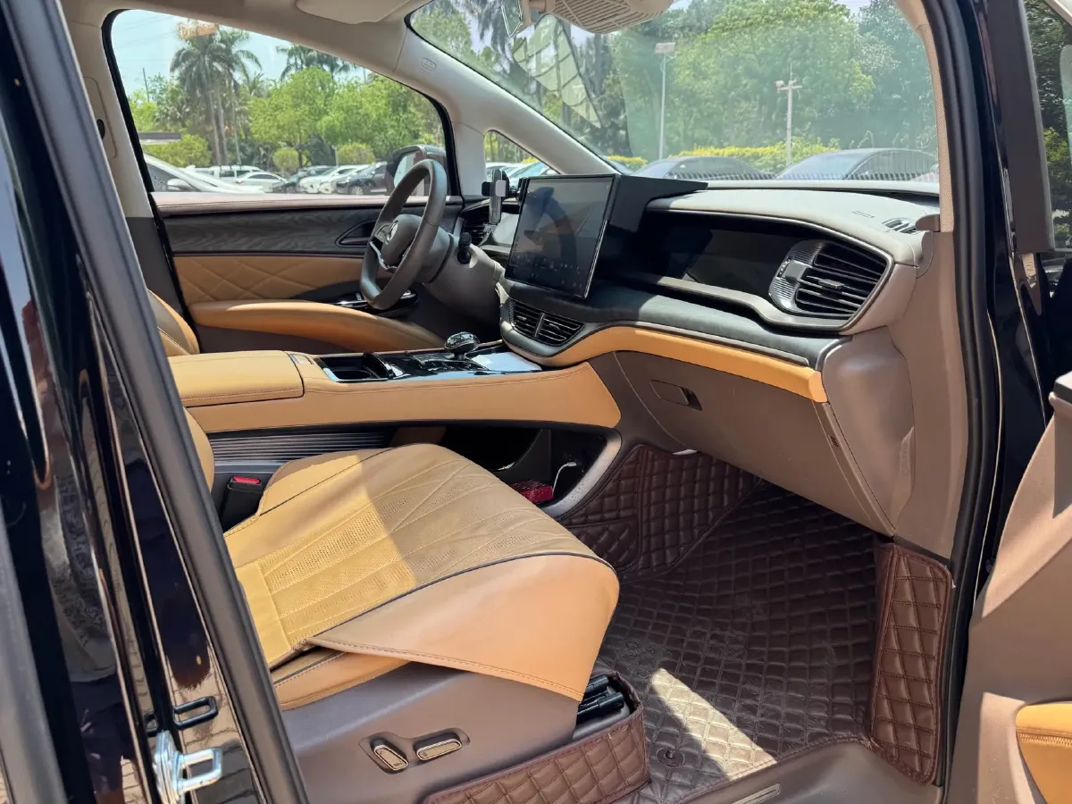 2022 HongQi HS7 3.0T 337HP V6 8AT,autocango,china used car exporter,china ev exporter,chinese used car exporter,chinese used ev exporter