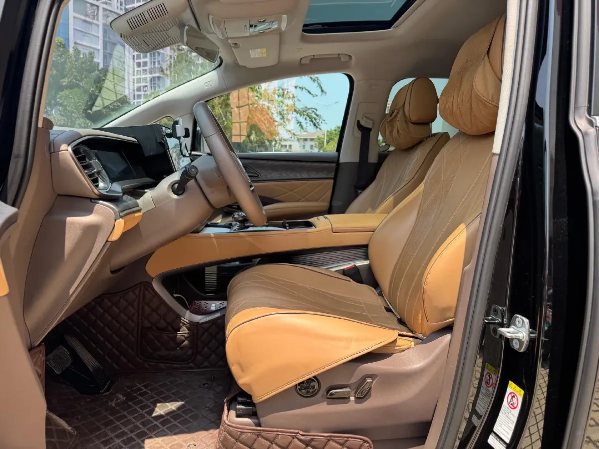 2022 HongQi HS7 3.0T 337HP V6 8AT,autocango,china used car exporter,china ev exporter,chinese used car exporter,chinese used ev exporter