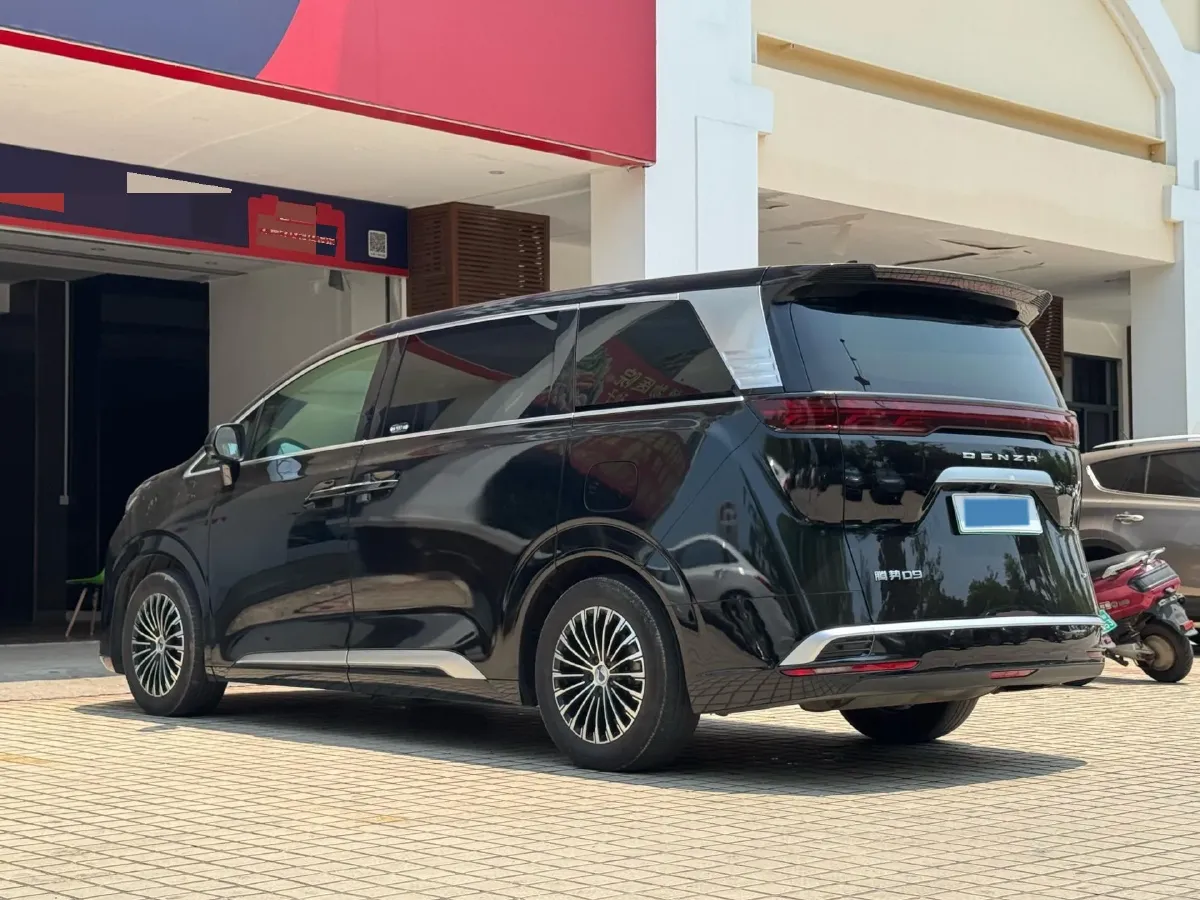 2022 HongQi HS7 3.0T 337HP V6 8AT,autocango,china used car exporter,china ev exporter,chinese used car exporter,chinese used ev exporter