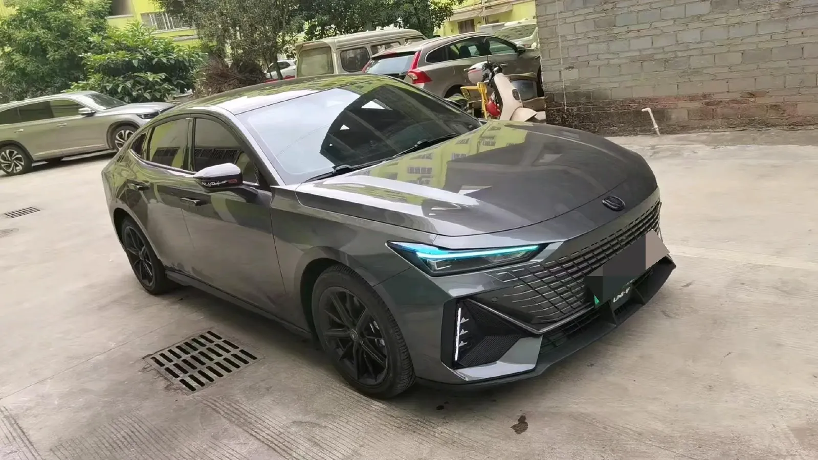 2023 ChangAn UNI-V iDD 1.5T 170HP L4 6TCT PHEV 18.4KWH,autocango,china used car exporter,china ev exporter,chinese used car exporter,chinese used ev exporter